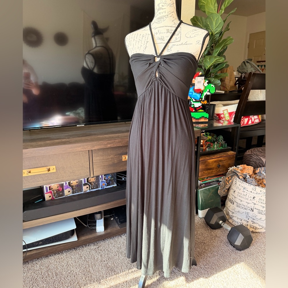 AE Soft & Sexy Keyhole Midi Dress